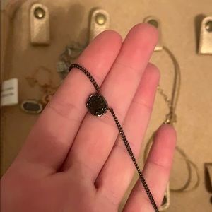 Kendra Scott necklace